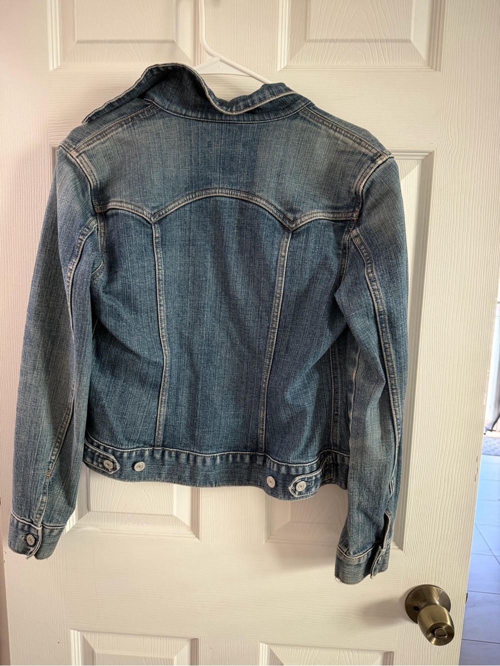 GAP Medium Blue Denim Jean Jacket - Women's